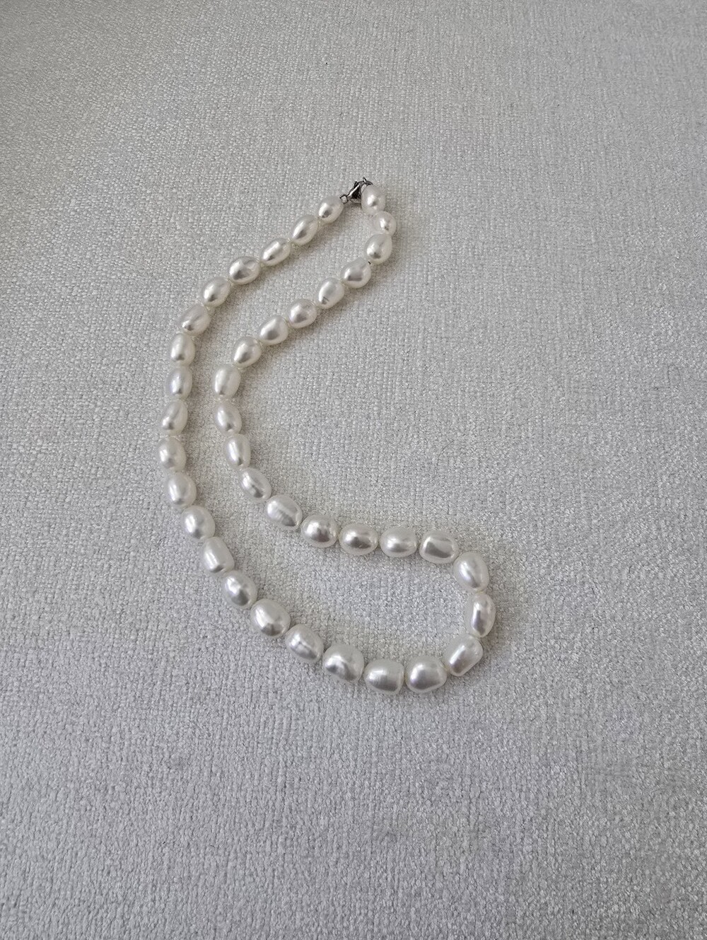 Classic White Freshwater Pearl Necklace 925 Clasp 18"